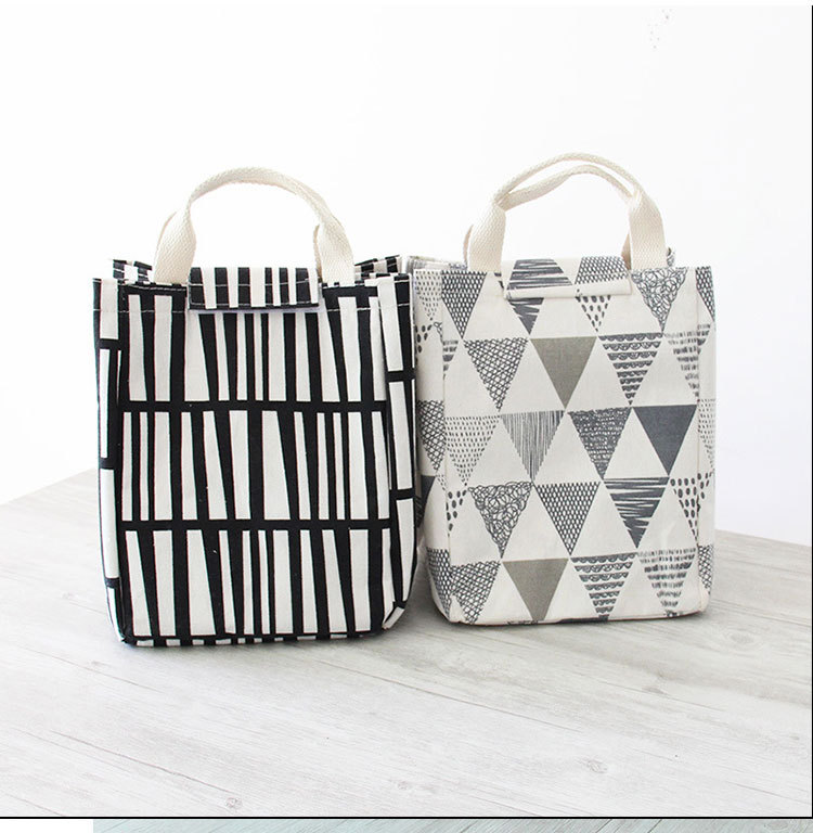 Yiwu Selection cartoon square cotton and hemp rope travel bag shoe bag convenient makeup bag cartoon insulation bag undefined
