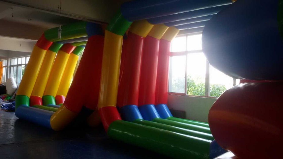 厂家直销充气水池，游泳池、大型充气城堡、充气玩具产品图