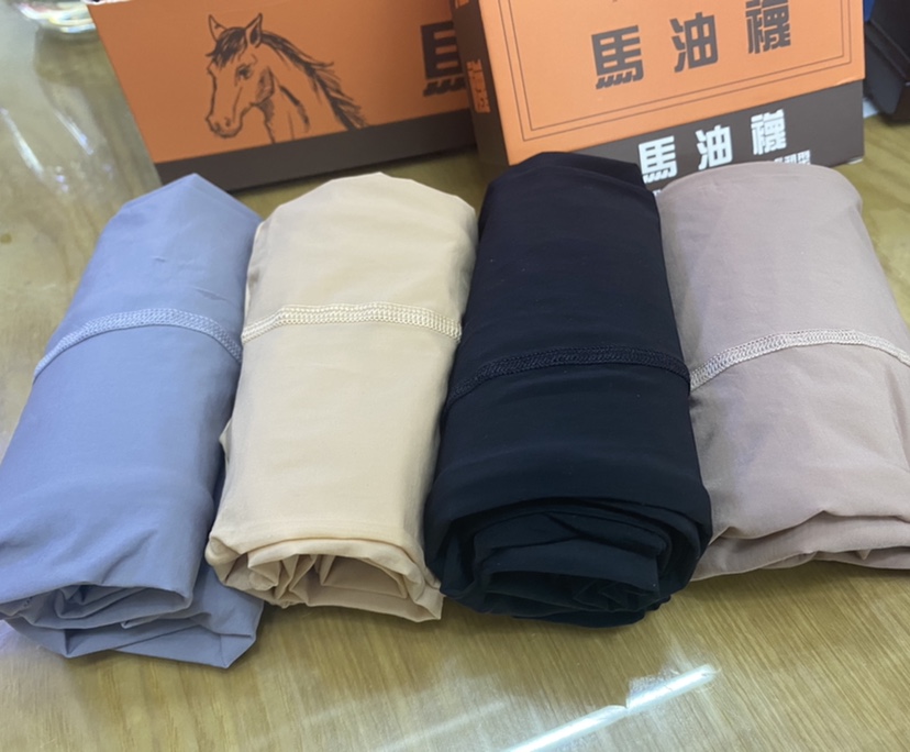 Oil stockings, oil socks, silk stockings, women's spring and summer style, shiny, silky, ultra-thin socks, seamless, sexy, open black silk pantyhose details Picture