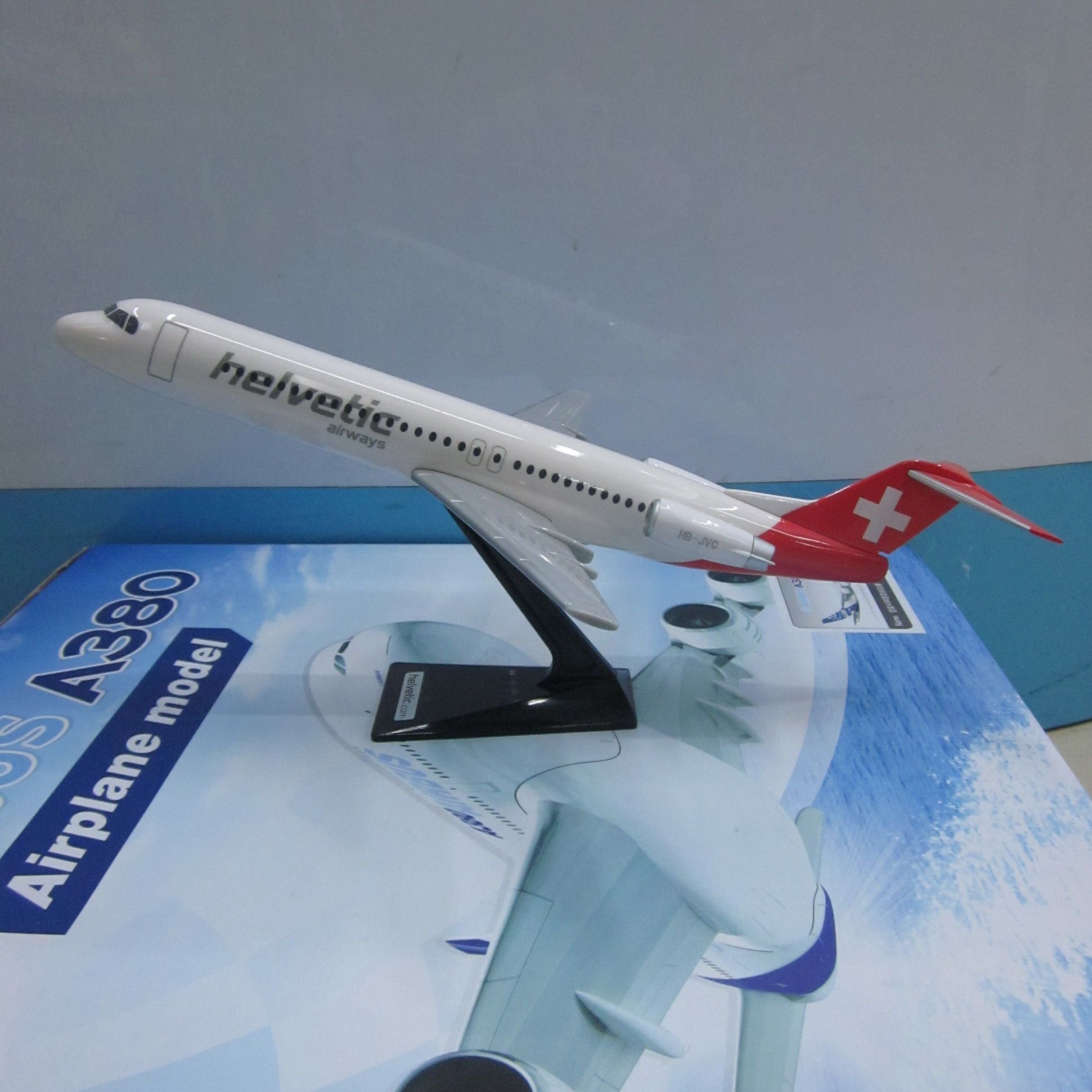 Model ABS plastic aircraft model of Helvetia Airlines (Fokk-100)