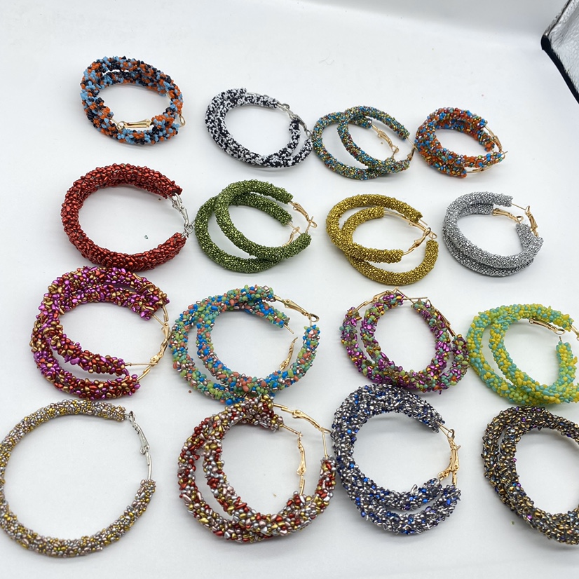 In 2020, dongdaemun simple, small, delicate, fashionable and generous millet pearl earrings web celebrity thumbnail