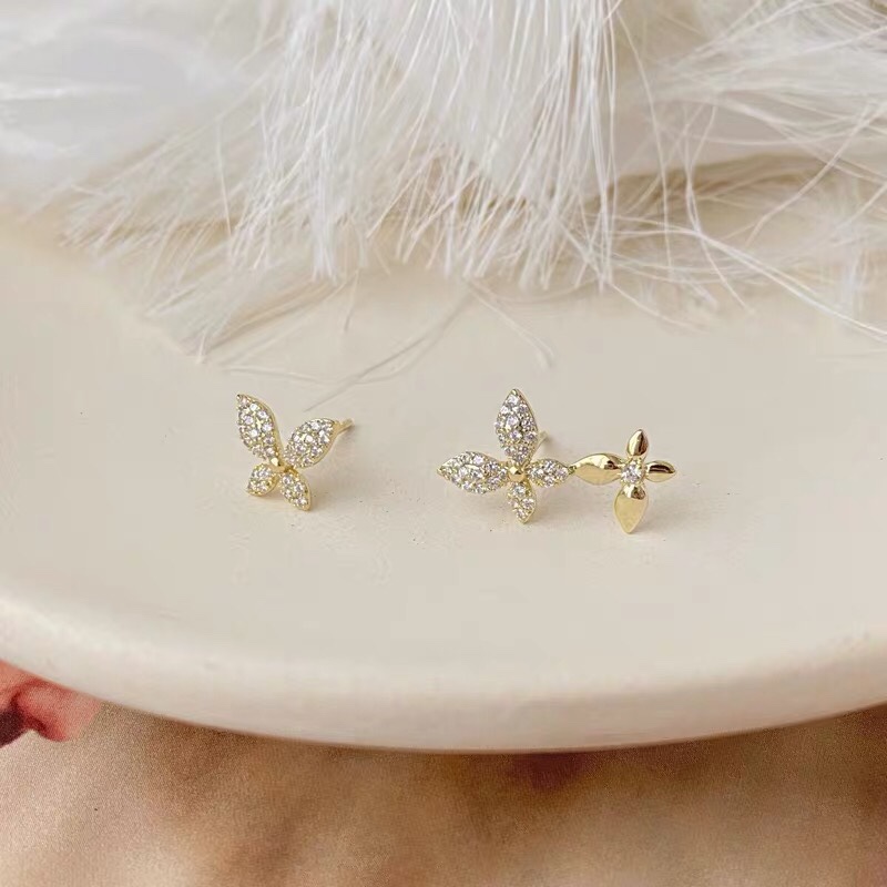 Korean version of the fashion trend women's temperament micro - zircon earrings thumbnail