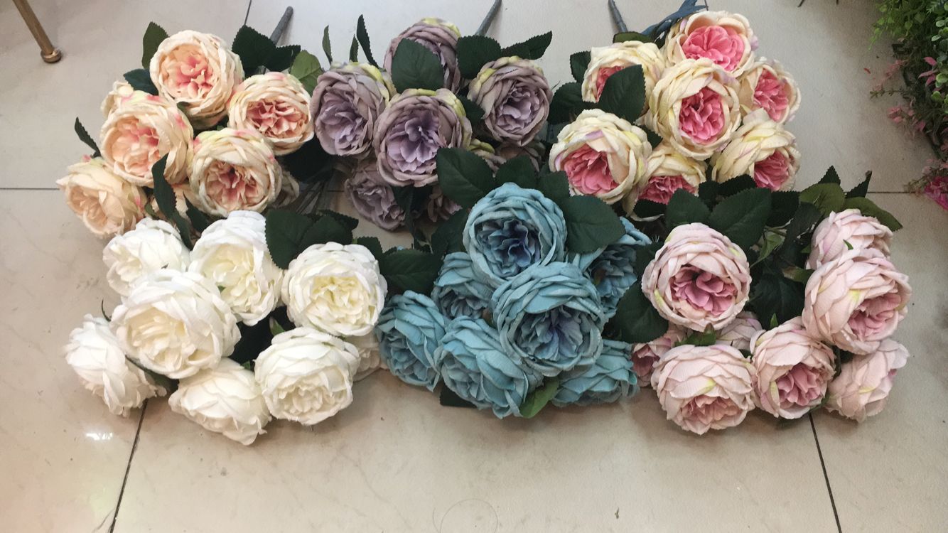 Lx-9 nine French roses thumbnail