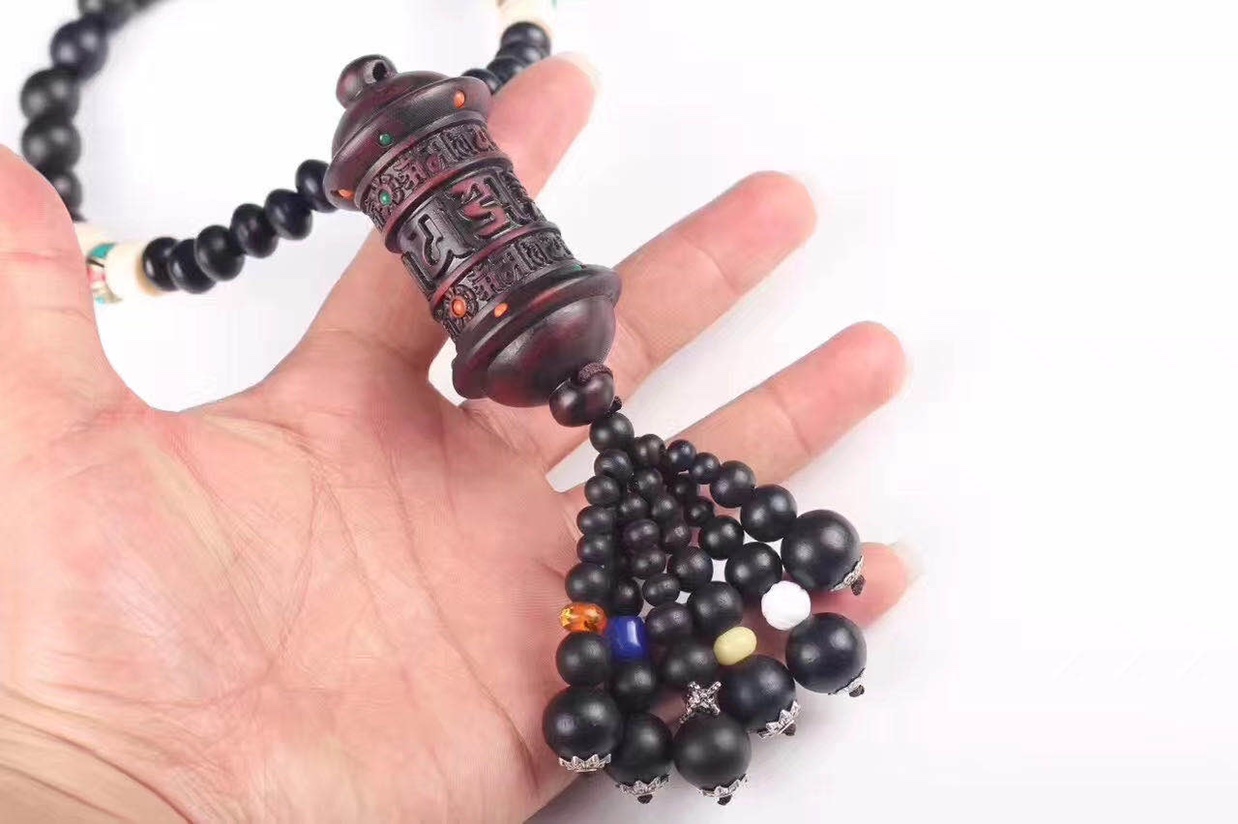 雷击木六字真言车挂细节图