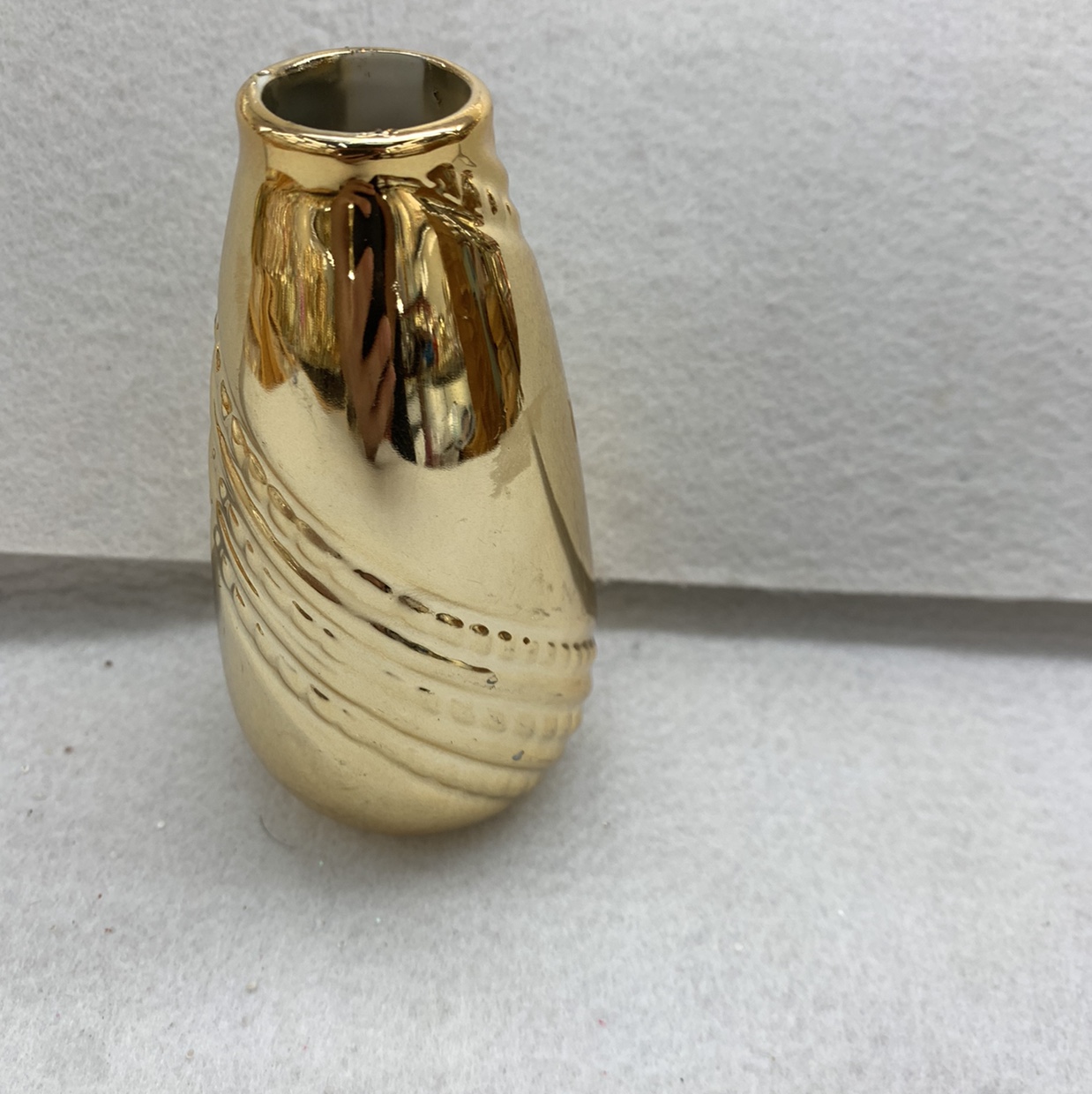 Electroplated vase 5 thumbnail