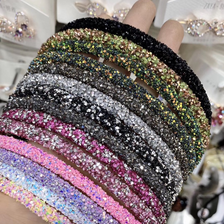 Shiny hair band thumbnail