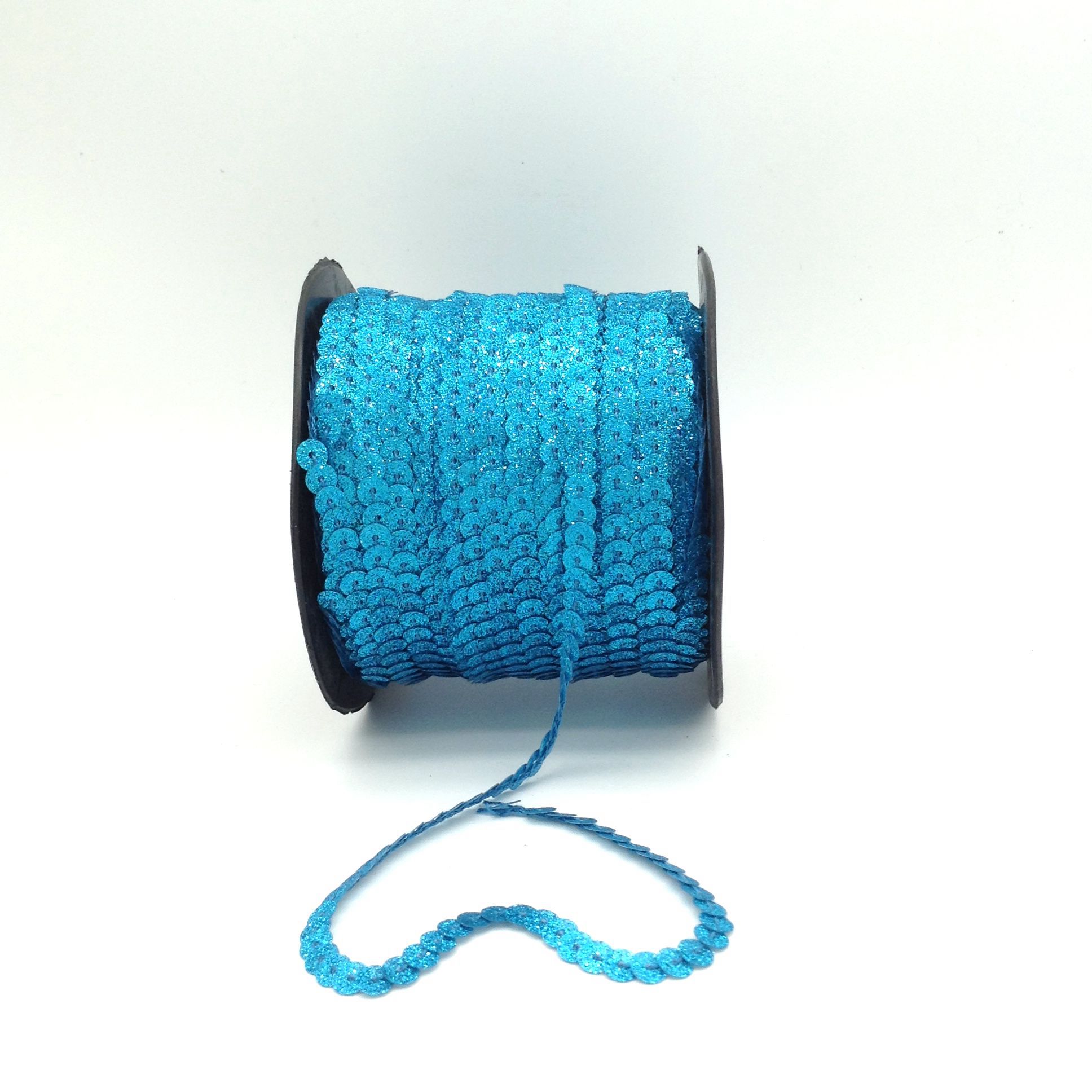 Manufacturers Supply Wholesale Multi-Color Glitter Gold Onion Powder High Temperature Resistance Wire Sequins With Wire Sequins Application Scenario