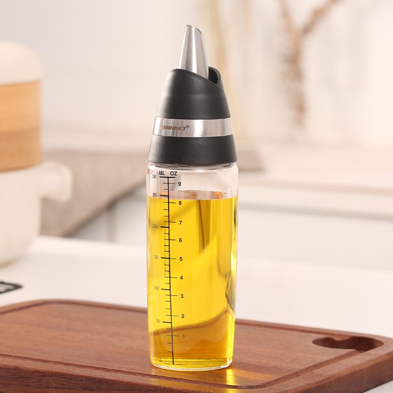 Kitchenware leak-proof bottle, liquid seasoning bottle, automatic opening lid, high borosilicate glass oil pot details Picture