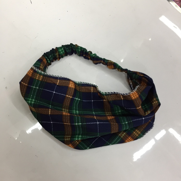 Hair Bands Are Given Out Randomly