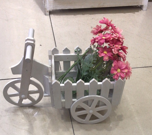 Direct sales from the manufacturer of wooden tricycle flower carts, flower stands and ornaments