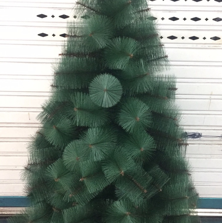 The pine needle tree is 180 centimeters tall details Picture