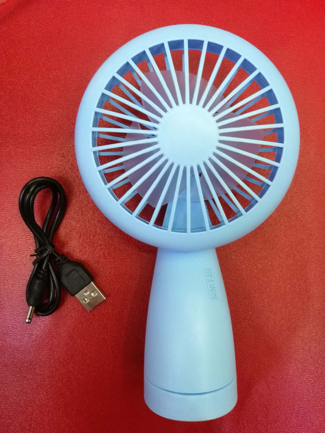 Light wind mini soft multi wind gear small fan thumbnail