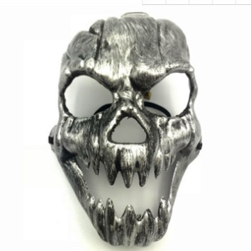 New Halloween fanged mask, terrifying ghost face, ghost head mask, antique fanged skull mask Application Scenario