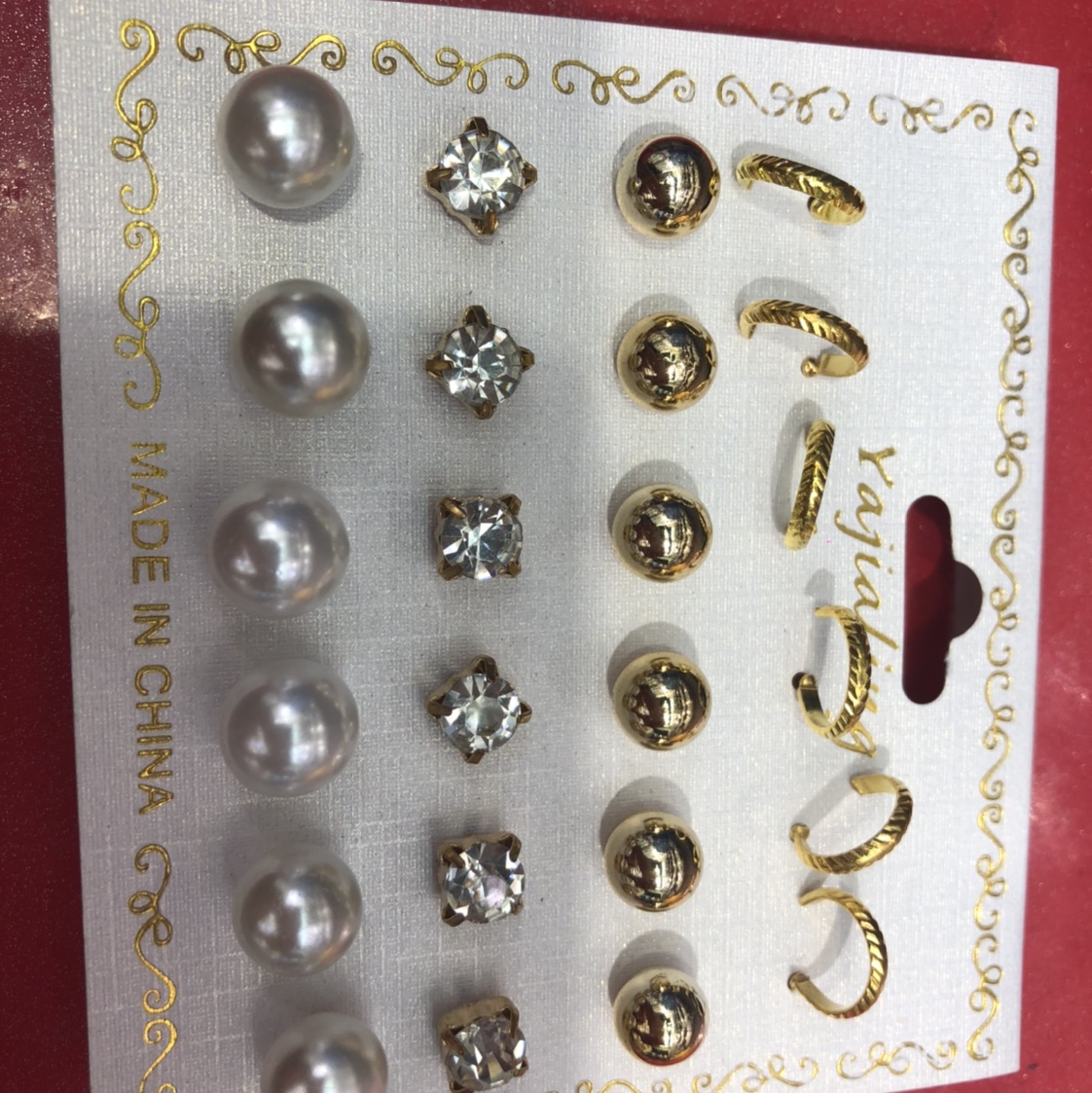 4 types of mixed earrings