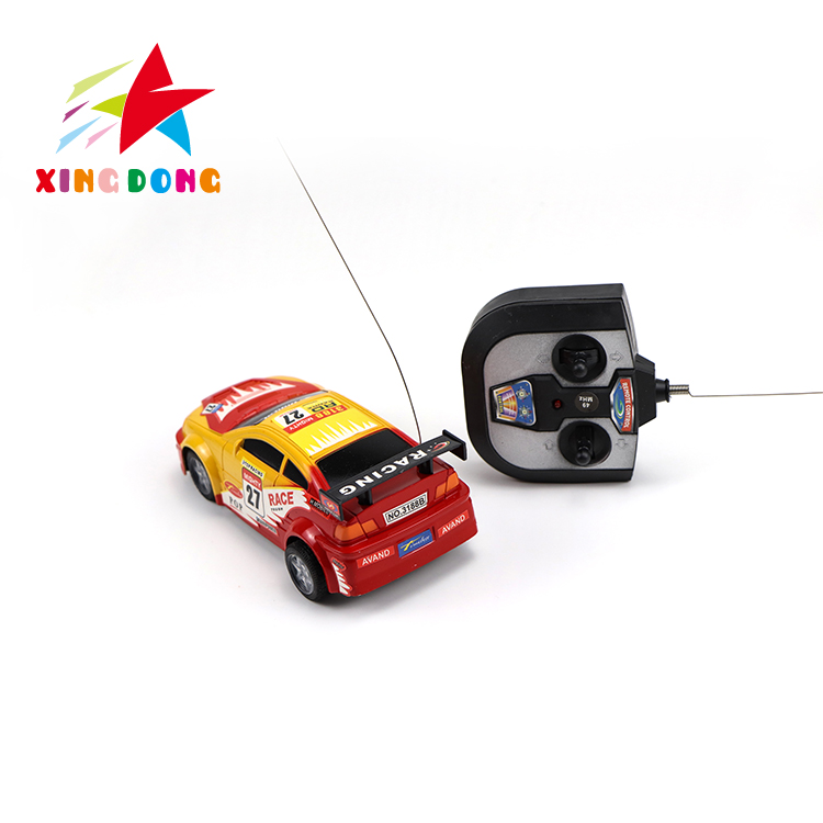 Children's toy four-way remote control racing car detail image 2