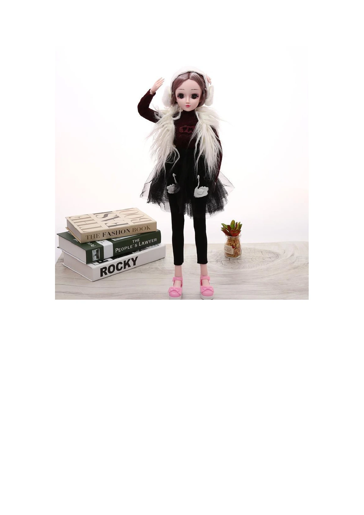 60 cm creative Barbie doll, fashionable furry coat, princess doll, street stall toy wholesale detail image 1