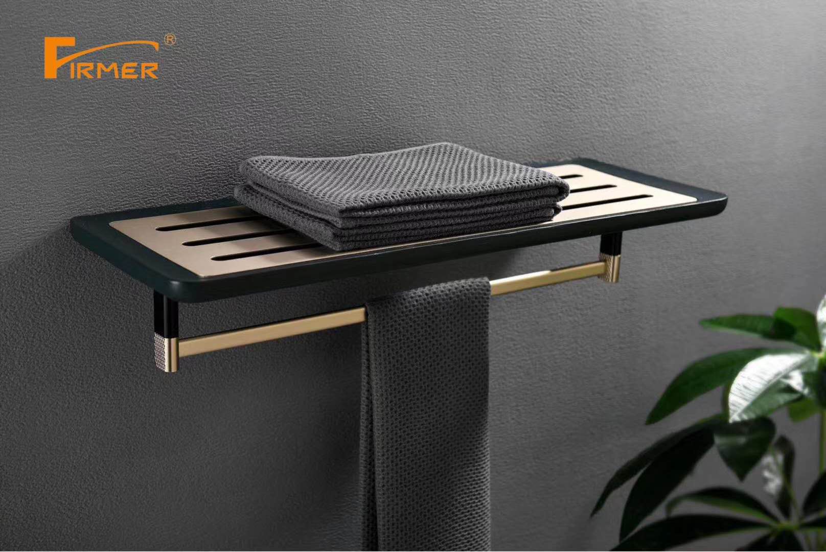 Firmer's New Black Gold All-Copper Luxury Light Luxury Bathroom Hanging Items, Bath Towel Holder And Tissue Holder Application Scenario