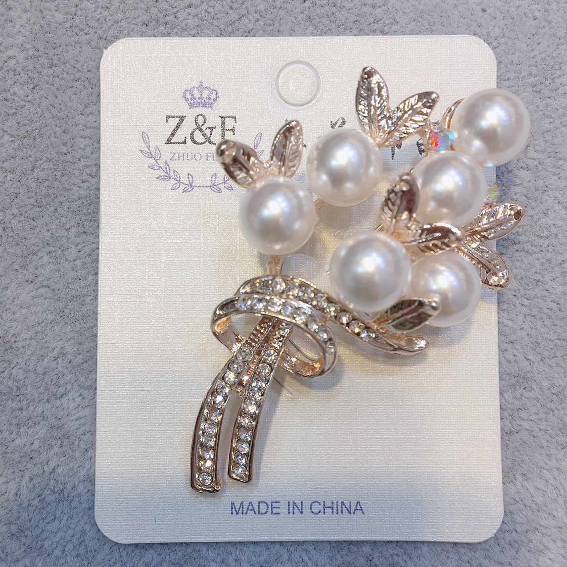 Korean style trendy fashion diamond-encrusted light luxury versatile pearl flower bouquet brooch 12