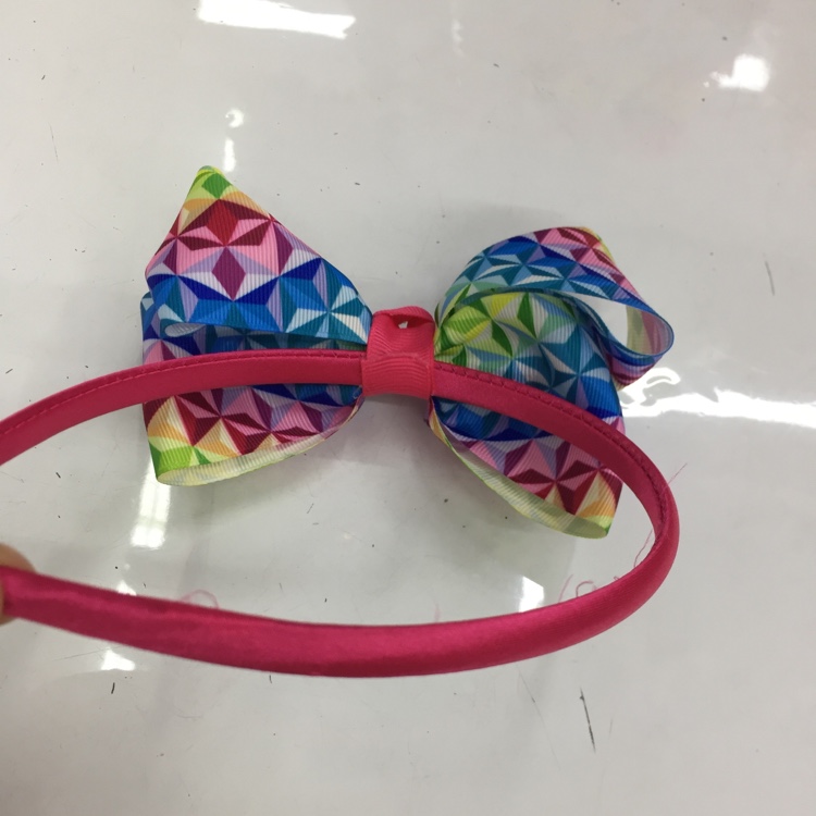 Hot European And American Bubble Flower 4Cm Children's Hair Buckle Rainbow Bulk Buckle Lbv055 Application Scenario