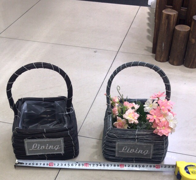 Direct sales from the manufacturer of individual flower basket ornaments