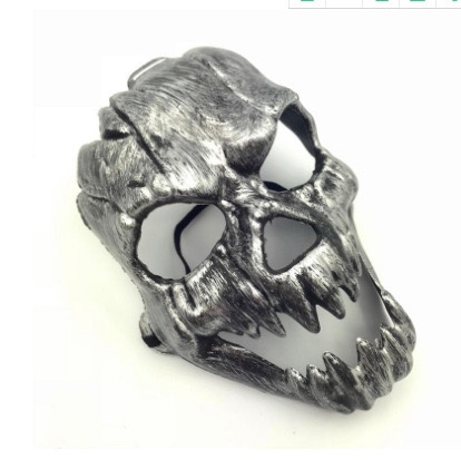 New Halloween fanged mask, terrifying ghost face, ghost head mask, antique fanged skull mask Specification image