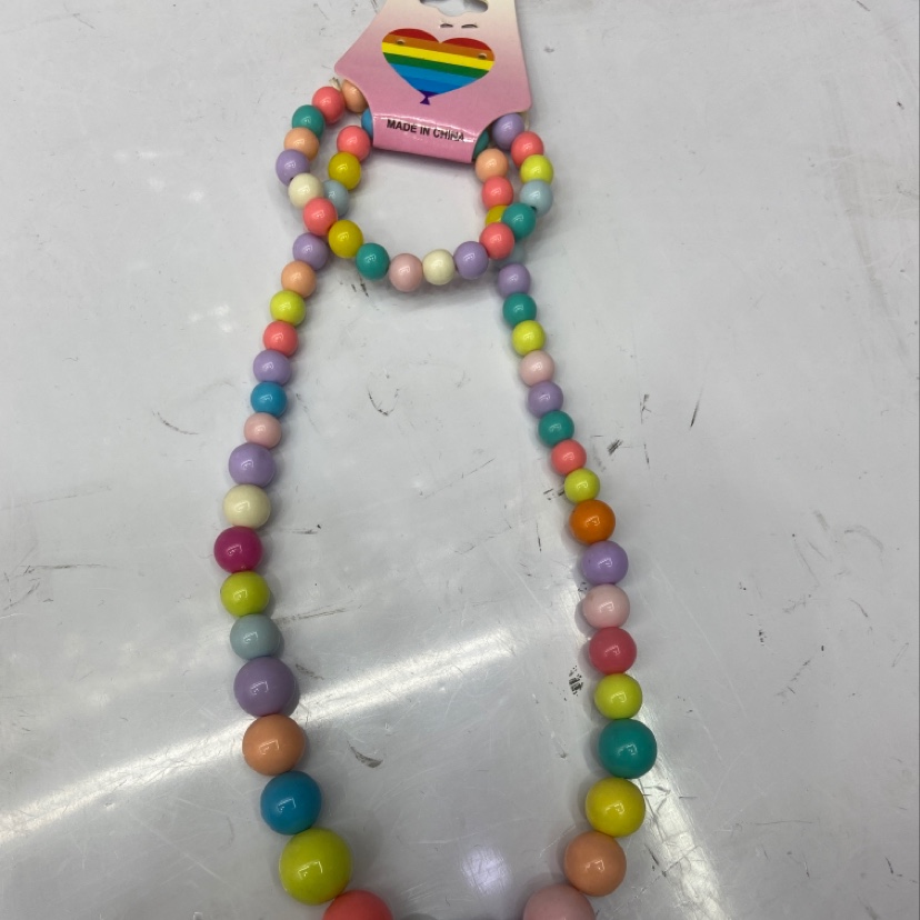 其他儿童饰品及配件实物图