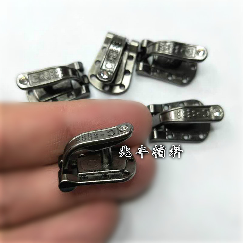 皮草扣裘皮扣金属弓扣貂皮扣子带钻皮草夹子详情4