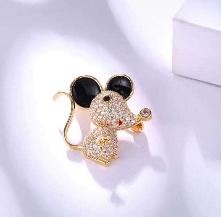 Micro-inlaid zircon cute mouse brooch gold plated jewelry thumbnail