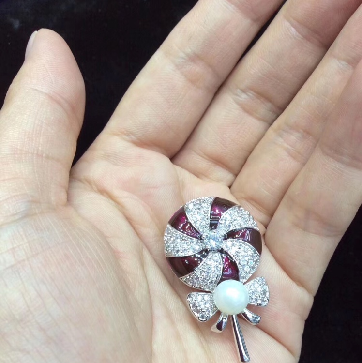 Fashion sweet lollipop beauty small pin clothing accessories details Picture