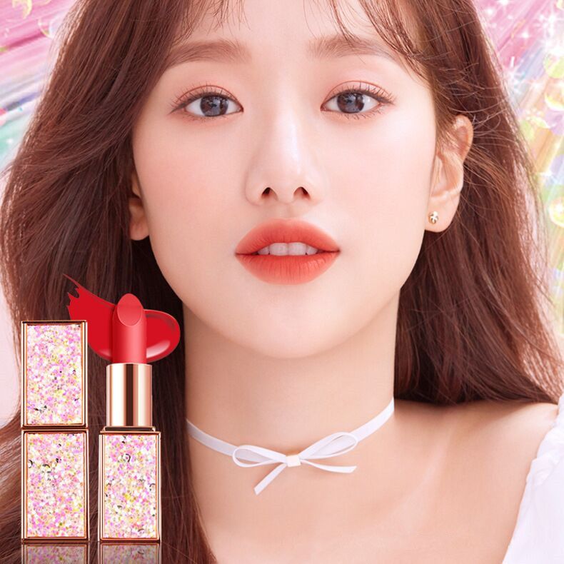 Douyin hot style dreamy, starry, starry, long-lasting moisturizer, waterproof and color-resistant