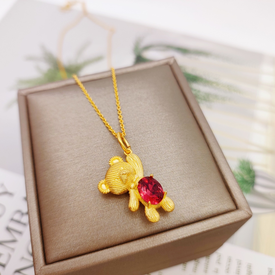 Ruby bear pendant