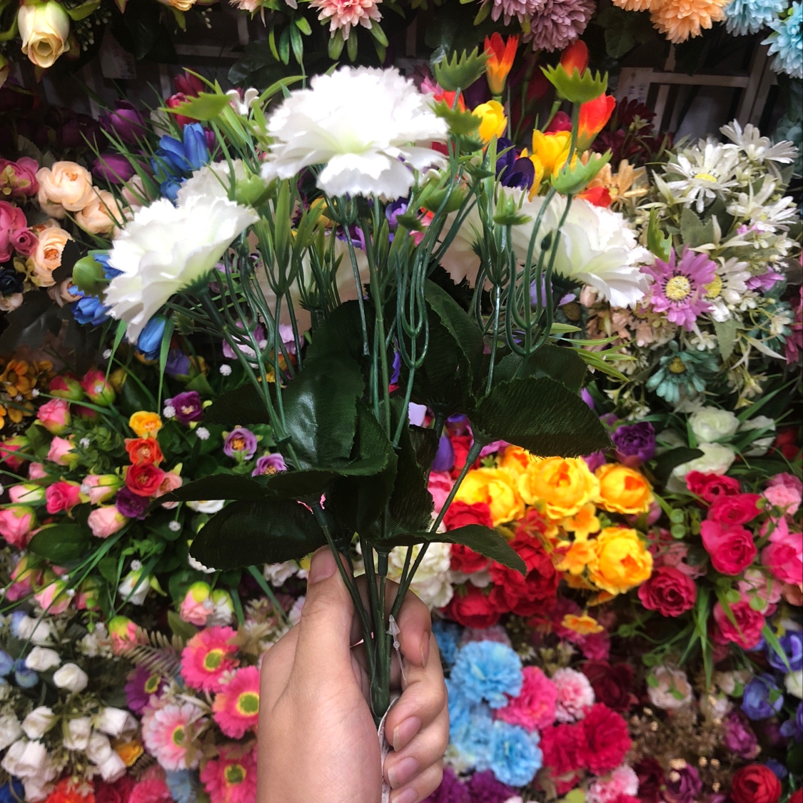 The use of carnations in different scenarios