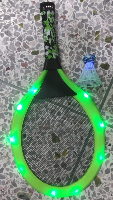 Factory direct sales, popular illuminated night lights, personal sports toys, badminton rackets Specification image