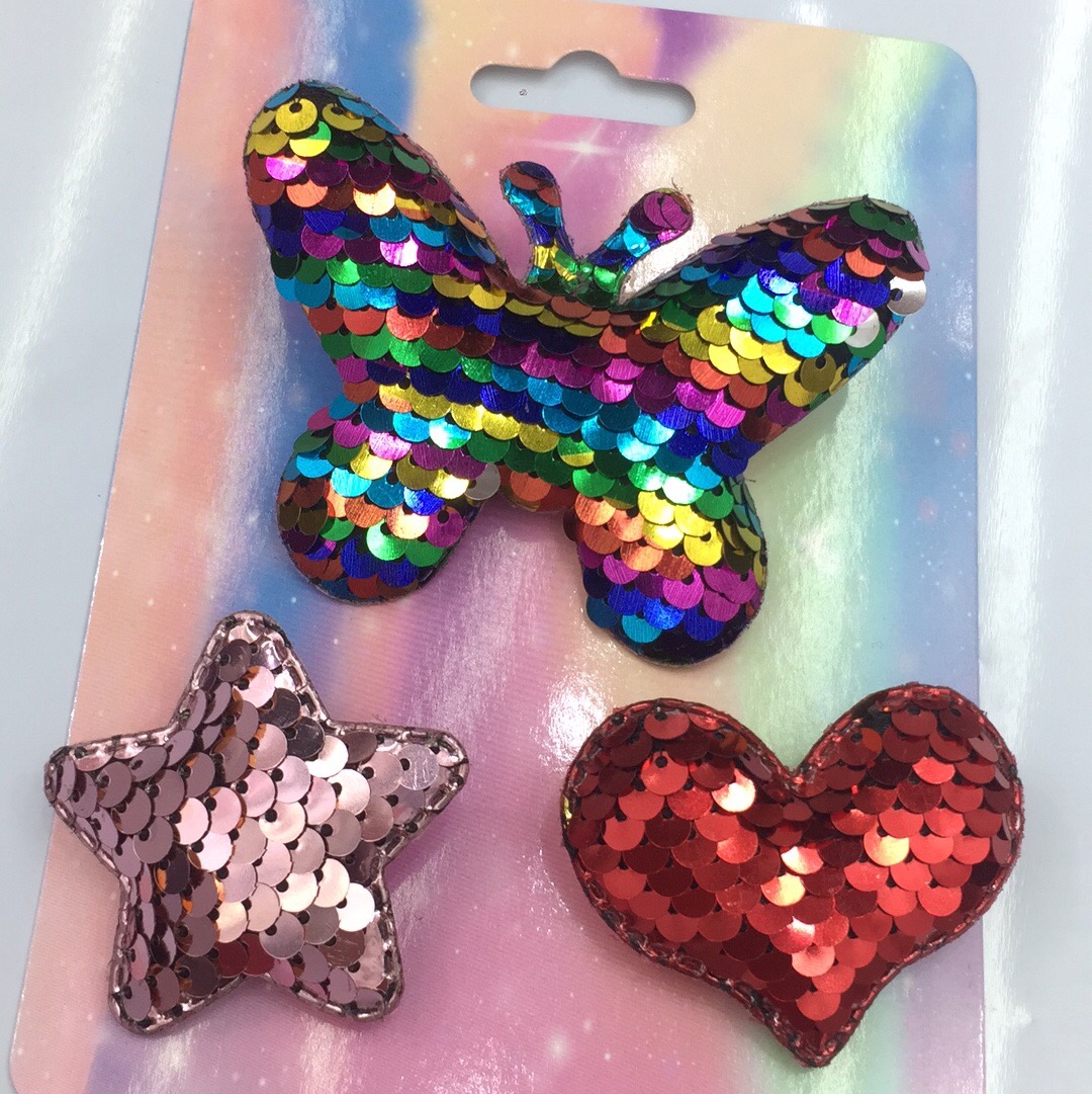 Cartoon pattern brooch details Picture
