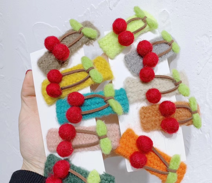 Cherry Bb clip thumbnail