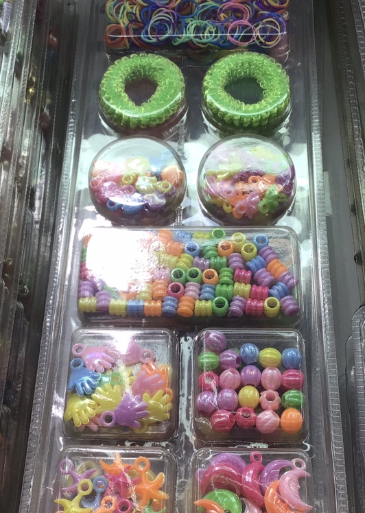 塑料珠饰