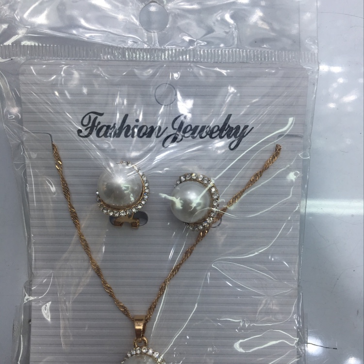 Necklace, earrings thumbnail