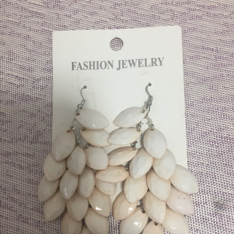Bead earrings mix color thumbnail