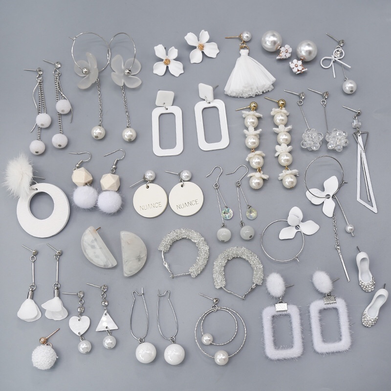 White department simple long tassel earrings geometric triangle petals pearl earrings crystal flower earrings wholesale earrings thumbnail