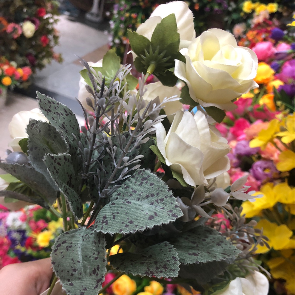 Ldx Pearl Rose Autumn Color Simulation Flower 6 Forks Home Decoration Application Scenario