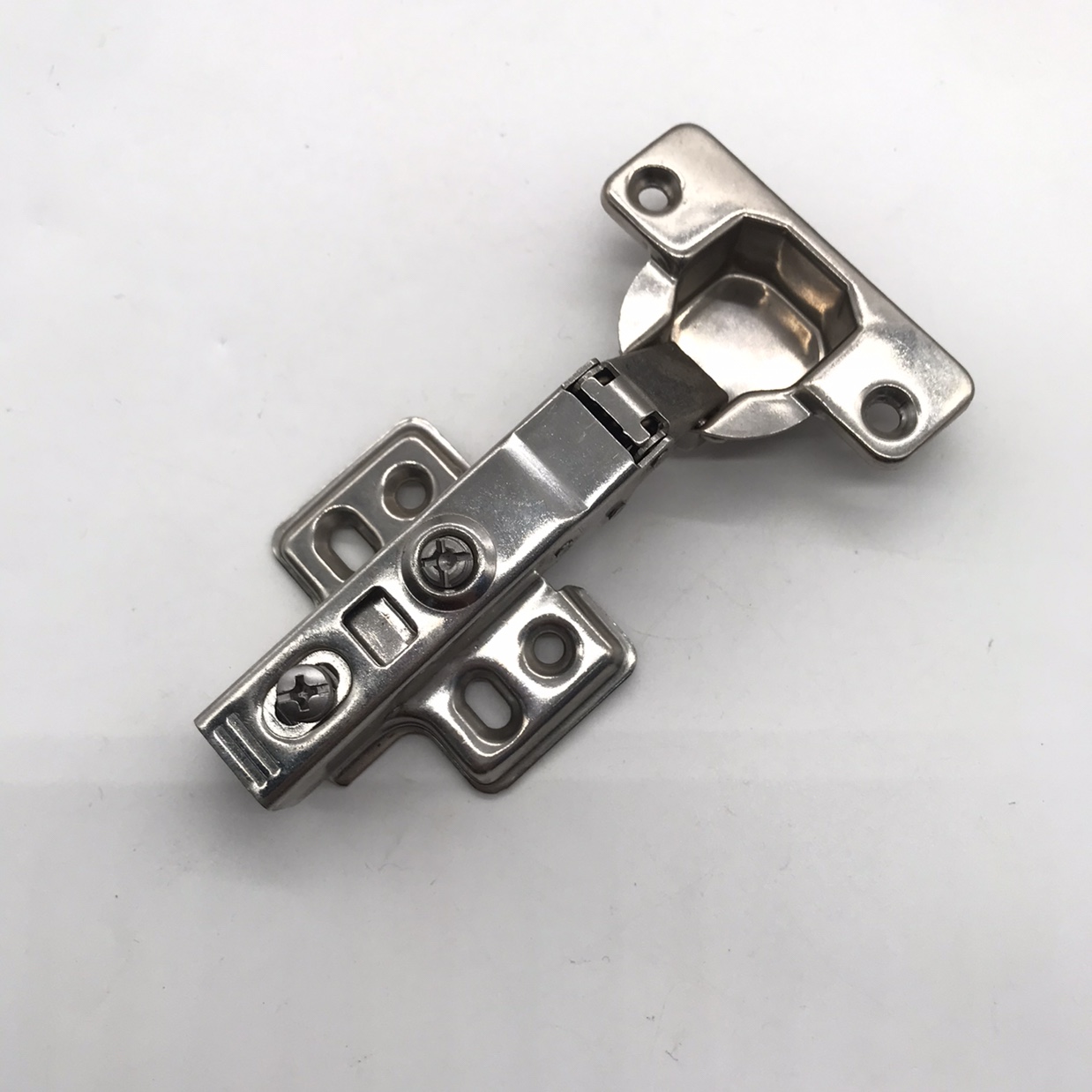 Shuzan high-quality brand heavy-duty casters, swivel casters, industrial-grade universal wheels, four-hole fixed hydraulic hinges, casters are durable and have strong load-bearing capacity Application Scenario