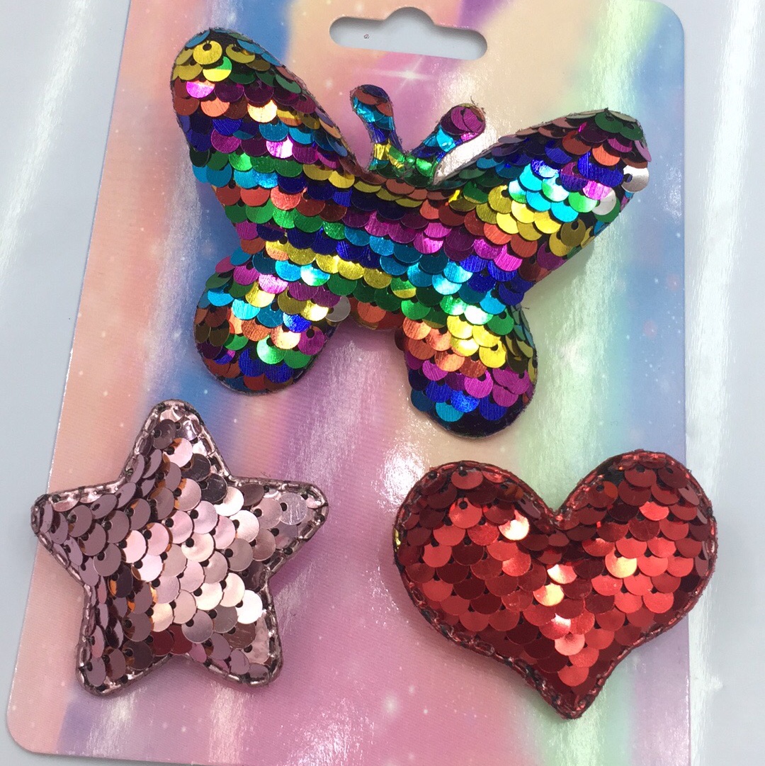 Cartoon pattern brooch
