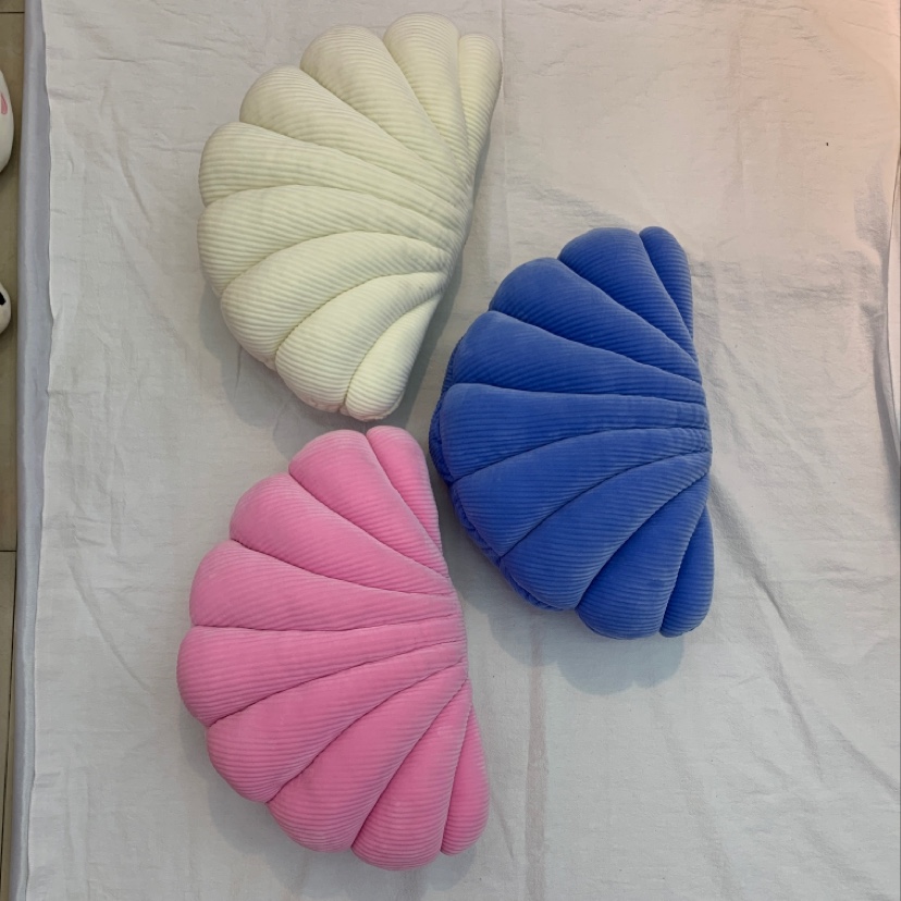 Shell pillow thumbnail