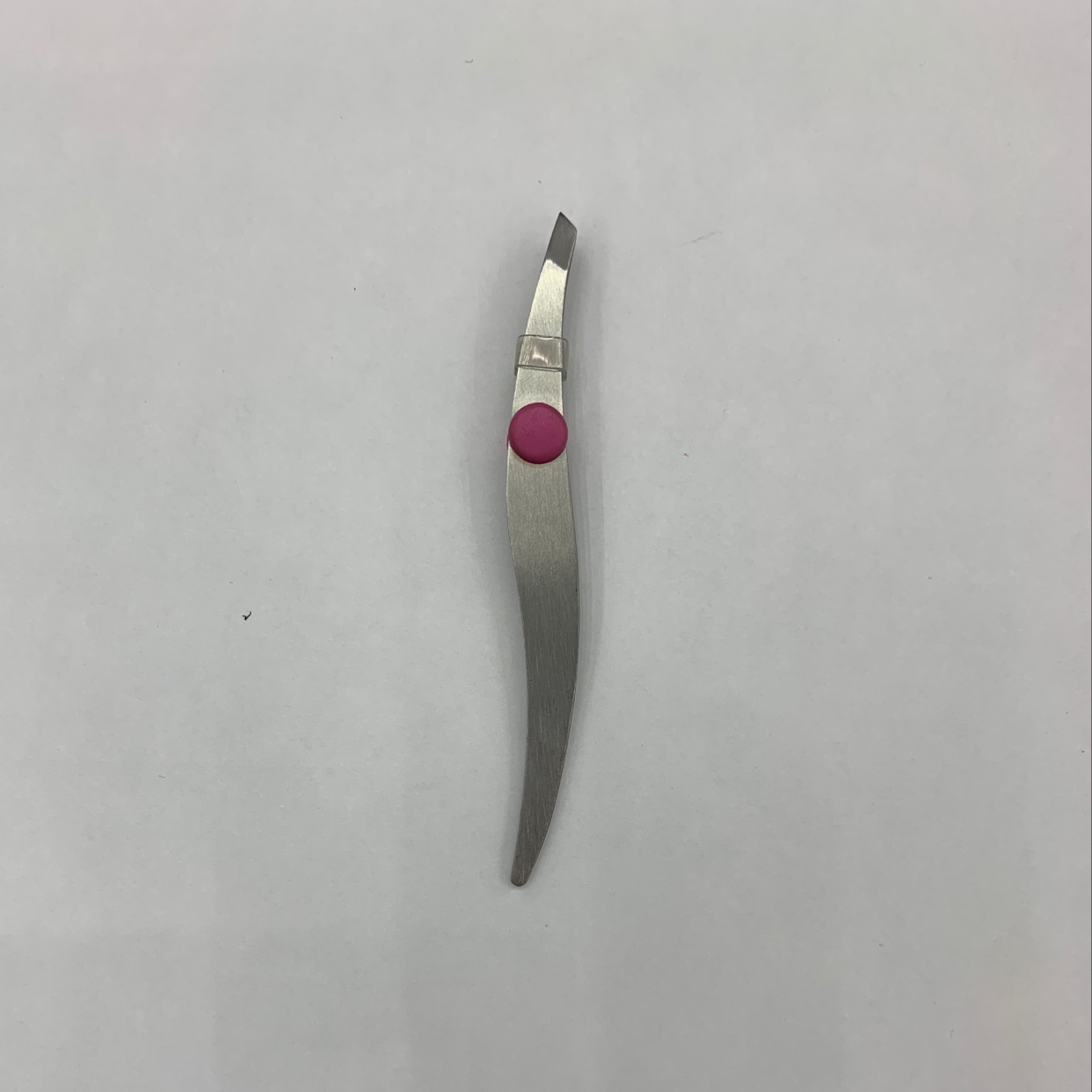 Eyebrow clip 13 full figure