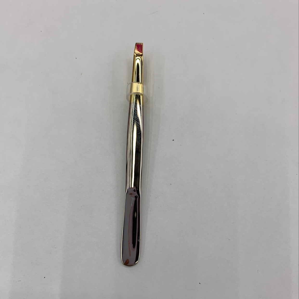 Eyebrow clip 41 full figure