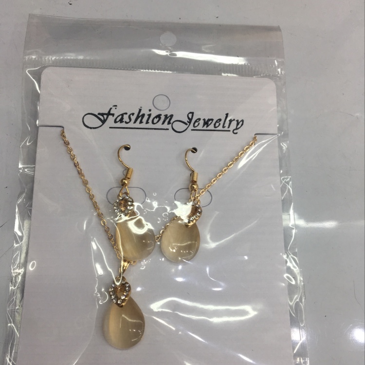 水滴形猫眼套装