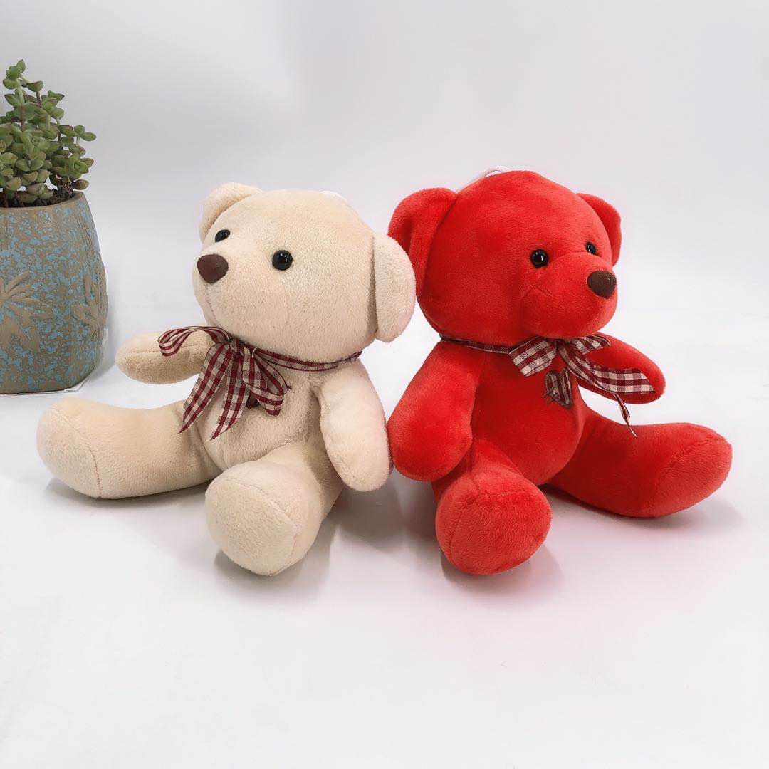 Cute colorful bear plush toys, ribbon bear figurines, foreign trade doll gifts, 20CM Application Scenario