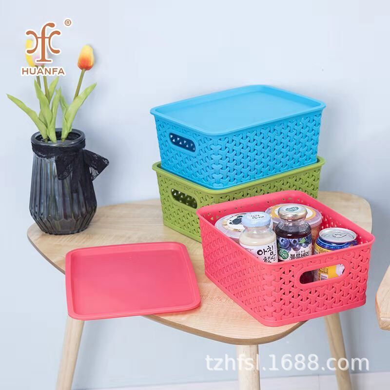 3571 Small covered storage basket and organizing basket full figure