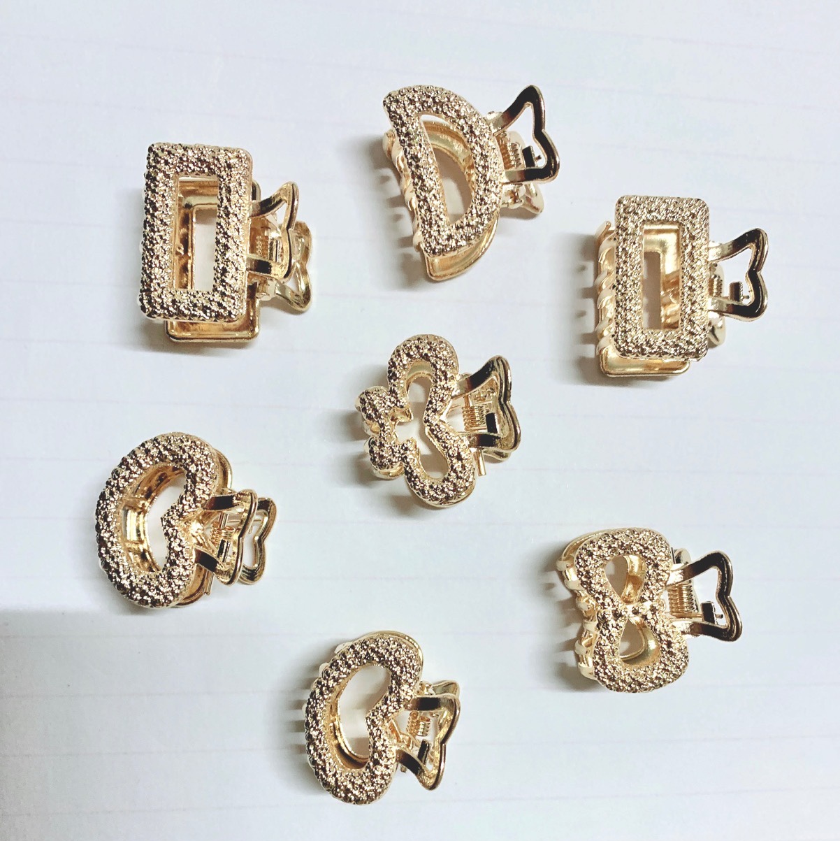 迷你2.5公分合金爪子，可以做，金色、银色、枪黑色。产品图