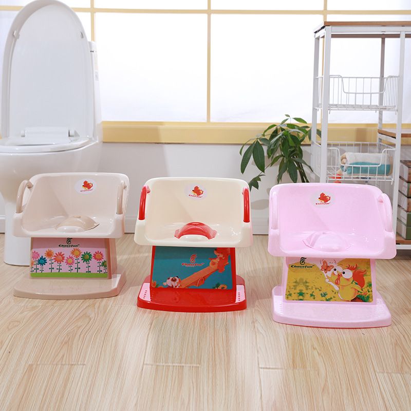 In-stock children's toilet, small chair type, plastic portable baby toilet 8032 Application Scenario